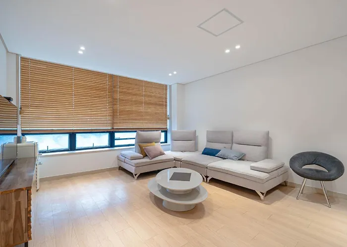 Airport Hotel 3*