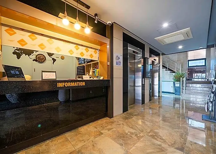 Hotel Airport 3*