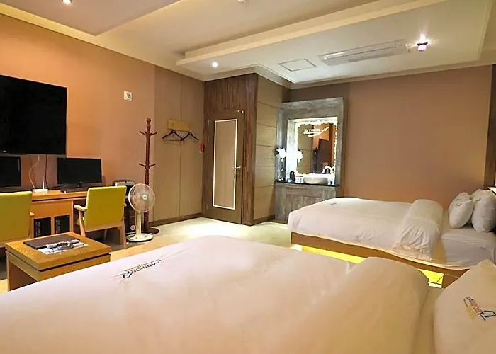 Airport Hotel 3*