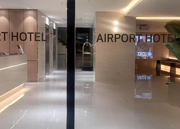 Airport 3*